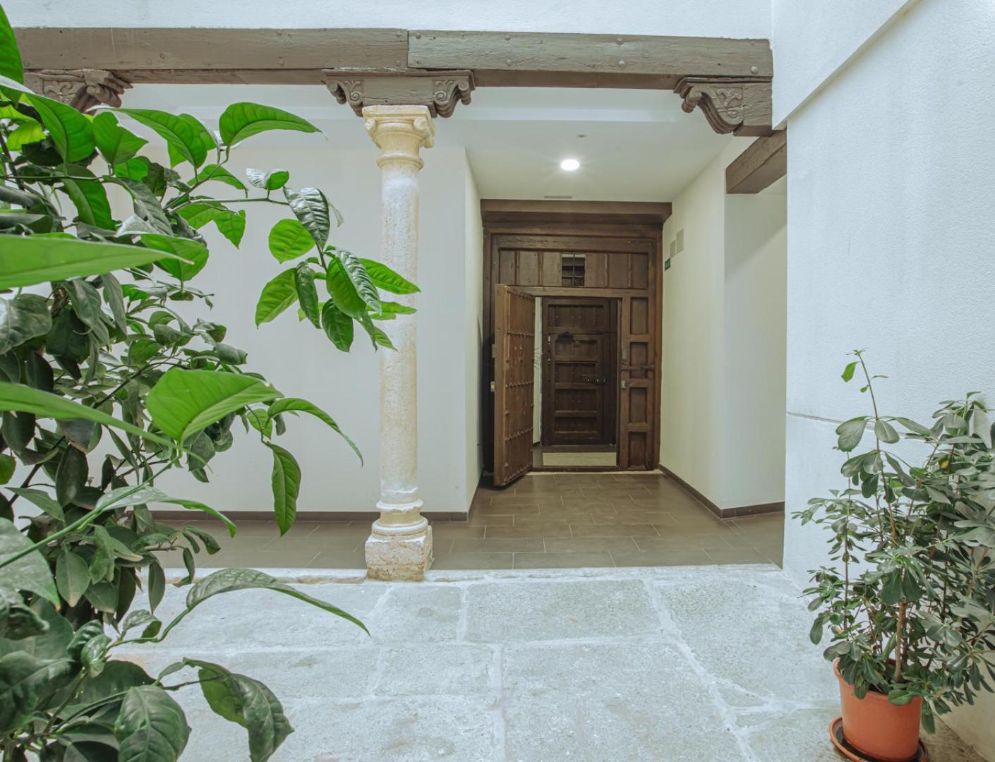 Apartamentos Turisticos Pilaria ハエン エクステリア 写真